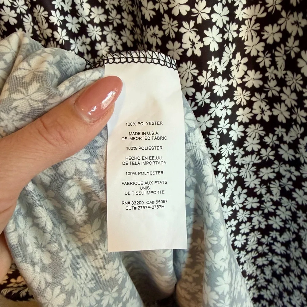 bebe Black and White Floral Midi Dress - Picture 6 of 8